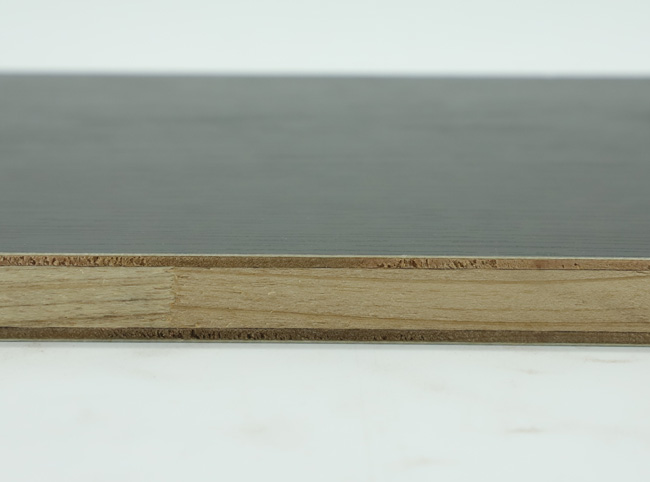 ��ľ����