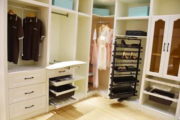 衣柜定制十大品牌